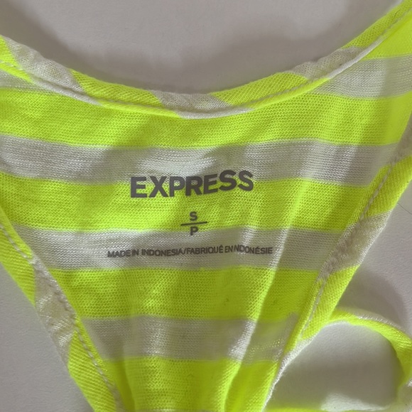 express neon yellow top size small NWOT🫠 - Picture 4 of 5